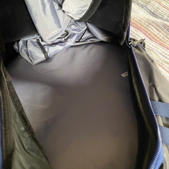 Backpack - Picture 5 of 7